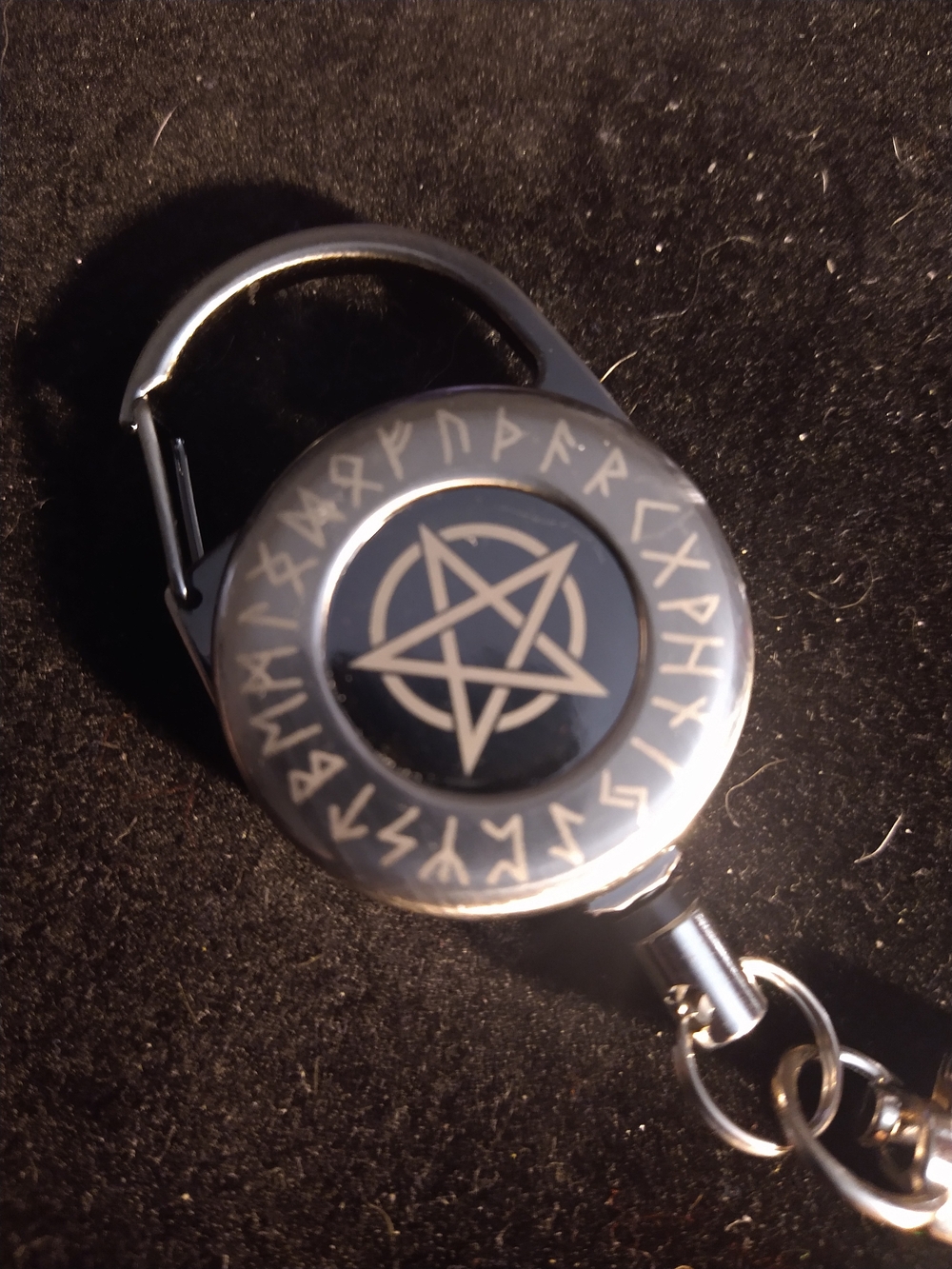 Black Pentagram Retractable Key & Card Holder